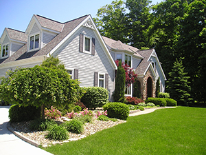 Landscapers and Lawncare Services in Mantachie, MS